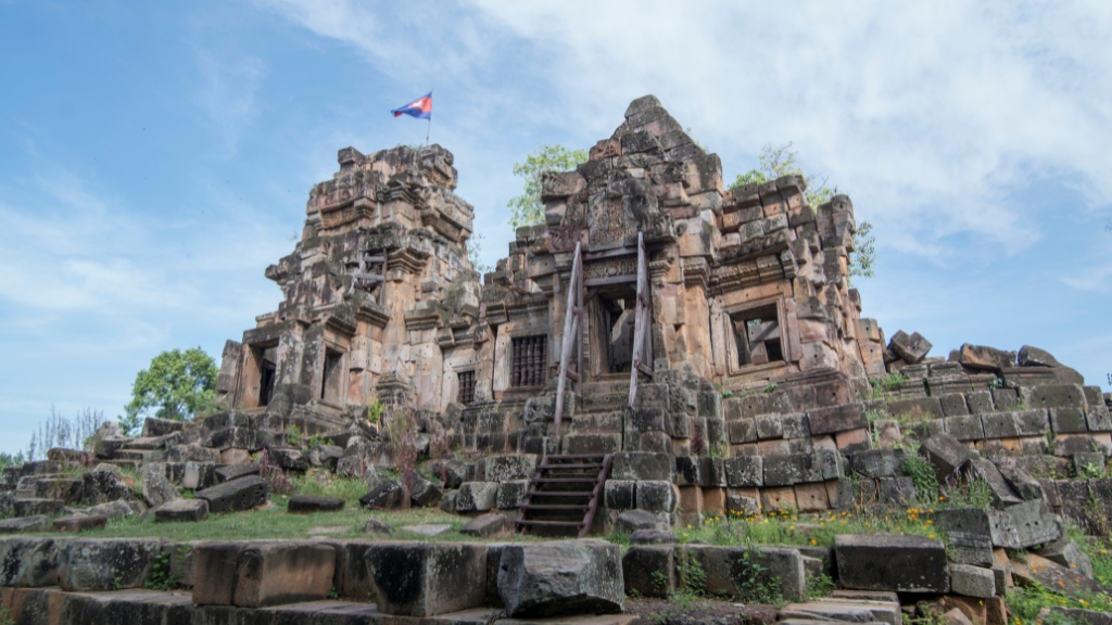 Wat Ek Phnom