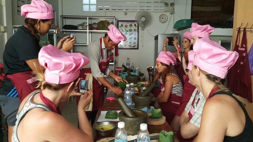 Cours de cuisine à Bangkok : découvrez les secrets de la gastronomie thaïlandaise cambodge cuisine nary kitchen 1024 - Que voir et faire à Bangkok en 2 ou 3 jours ?