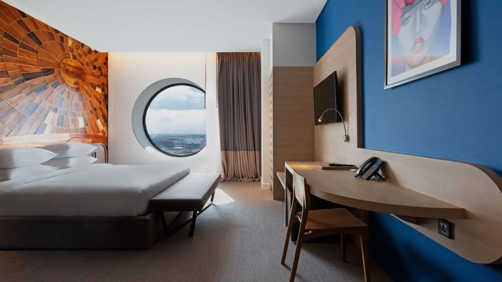 SUN & MOON Riverside Hotel