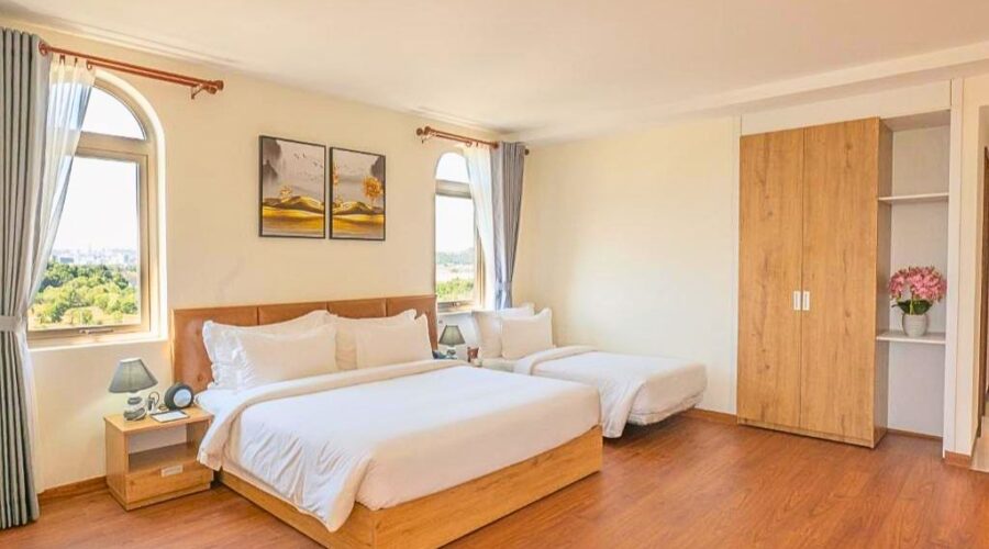 Sea Breeze Hotel & Villa