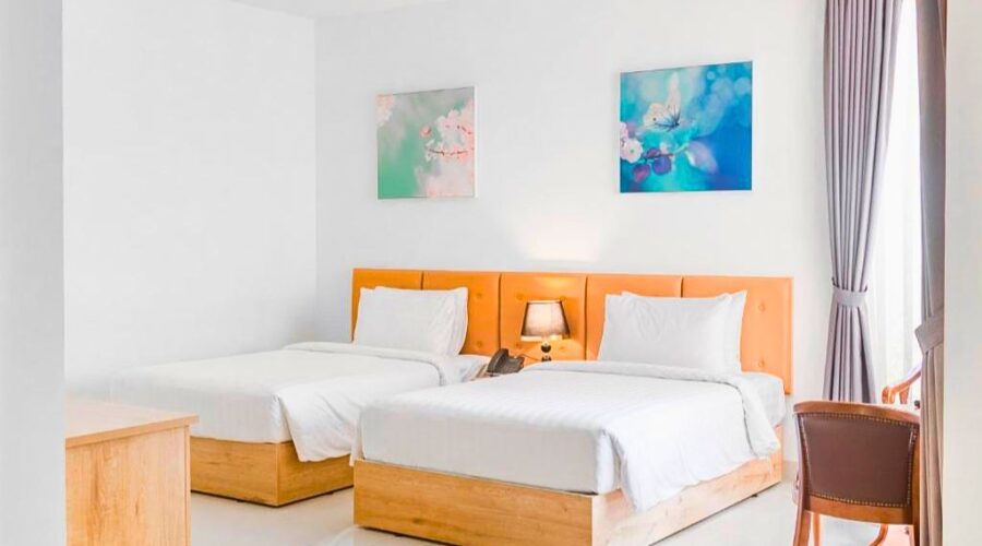 Sea Breeze Hotel & Villa