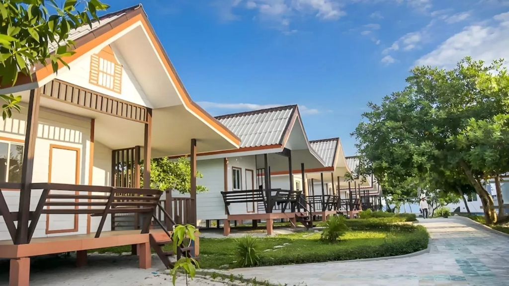 Scarlet Sails Resort