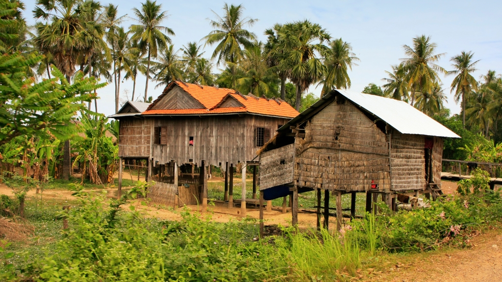 Maisons sur pilotis à Kratie