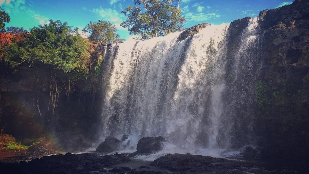 Chutes d'eau de Bousra