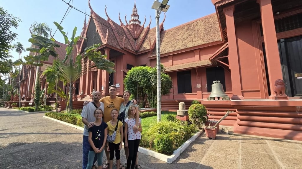 Les clients de Hanoi Voyages en excursion au Cambodge