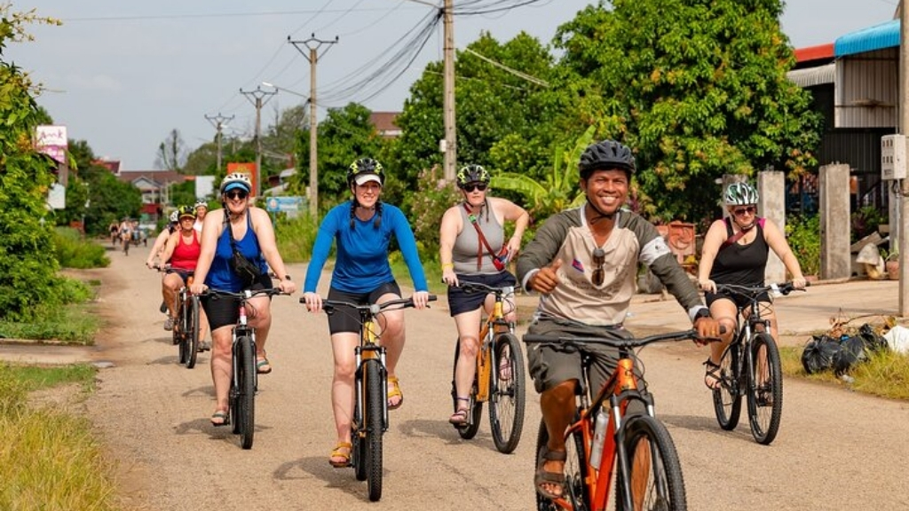 cambodge phnom penh ile de la soie koh dach a velo 1024 - Top 7 des activités incontournables lors d'une visite à Phnom Penh