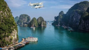 Baie D'Halong En Hydravion