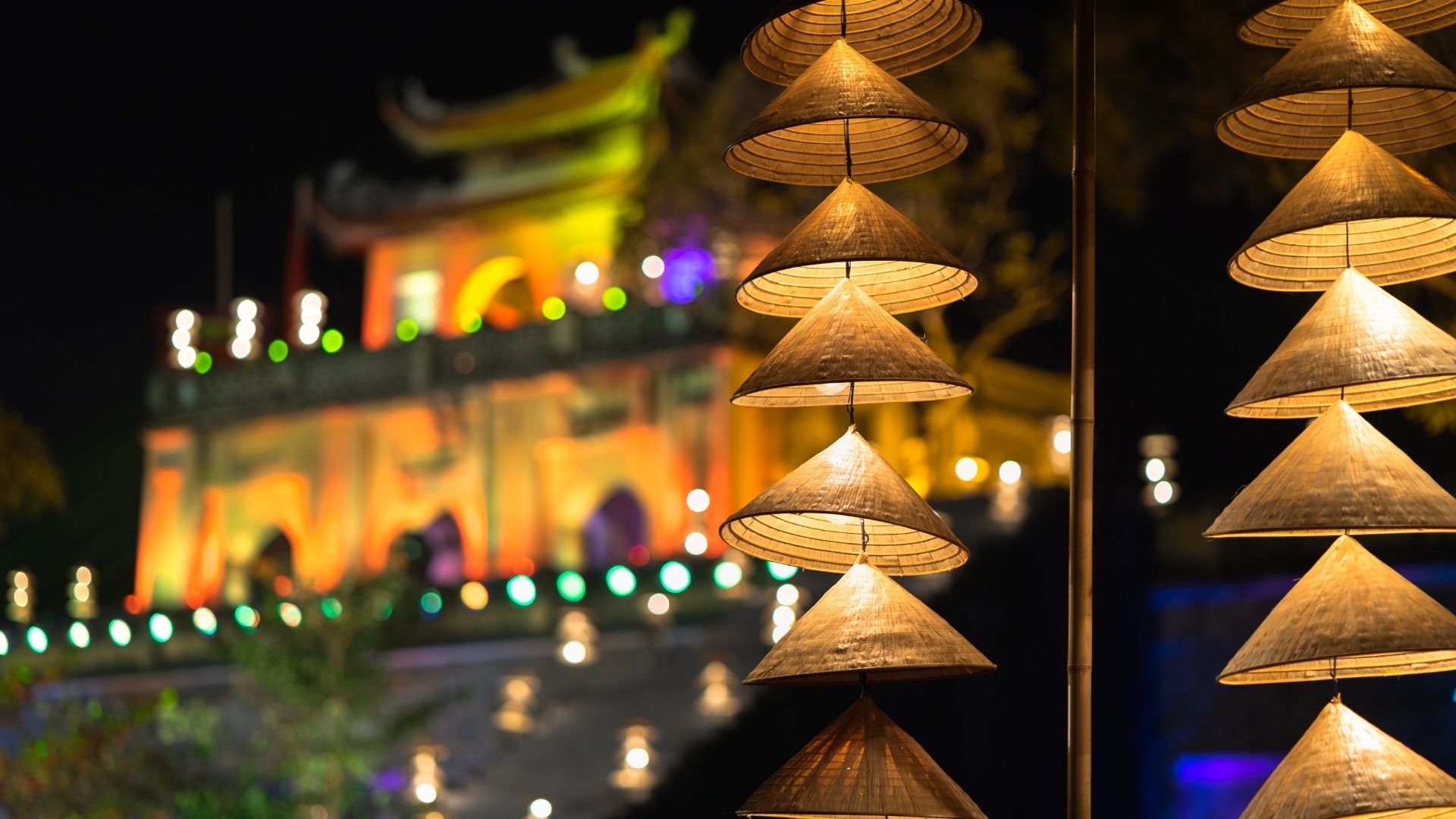 Toussaint Au Vietnam : Une Aventure Inoubliable