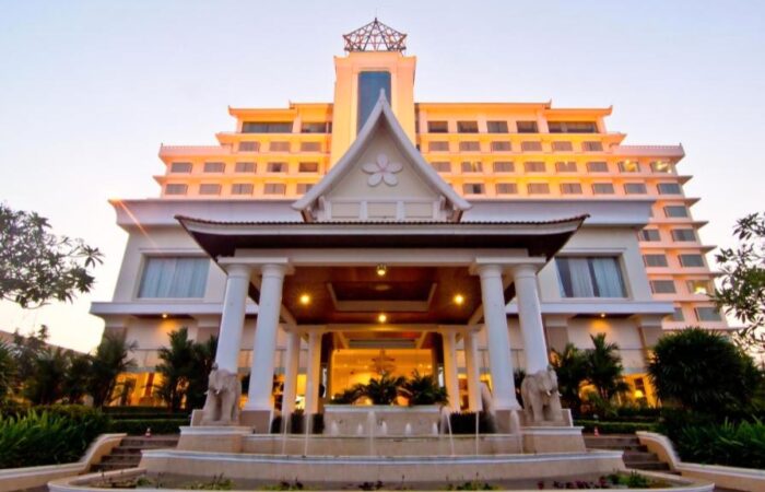 Champasak Grand Hotel