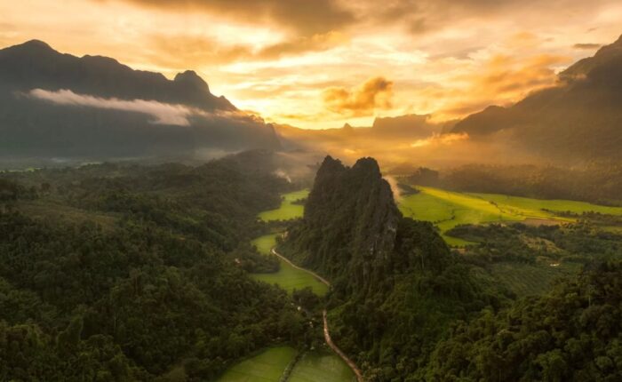 Coucher de soleil à Vang Vieng