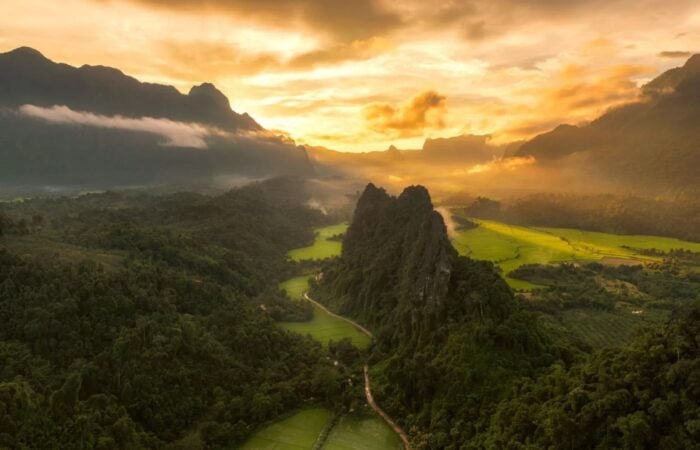 Coucher de soleil à Vang Vieng