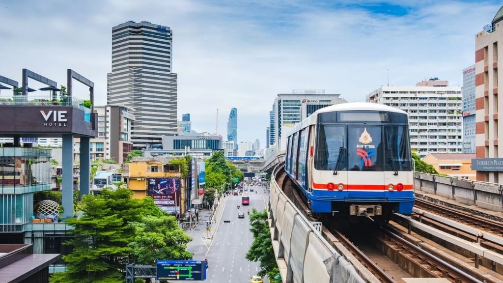 La vie trépidante de la capitale Bangkok