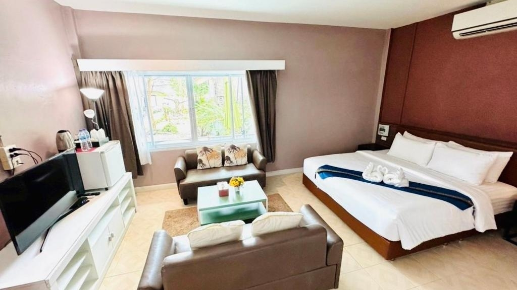 Bella Vista Beach Resort Koh Lipe