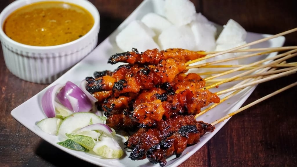 Quel budget prévoir pour un voyage en Thaïlande ? - thailande cuisine satay 1024 Satay