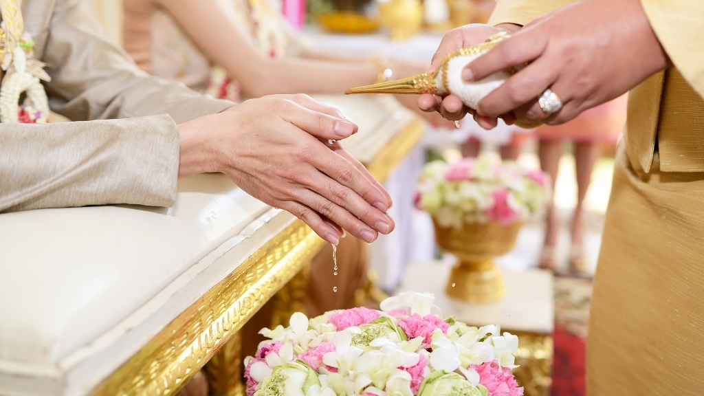 Mariage traditionnel des Thailandais