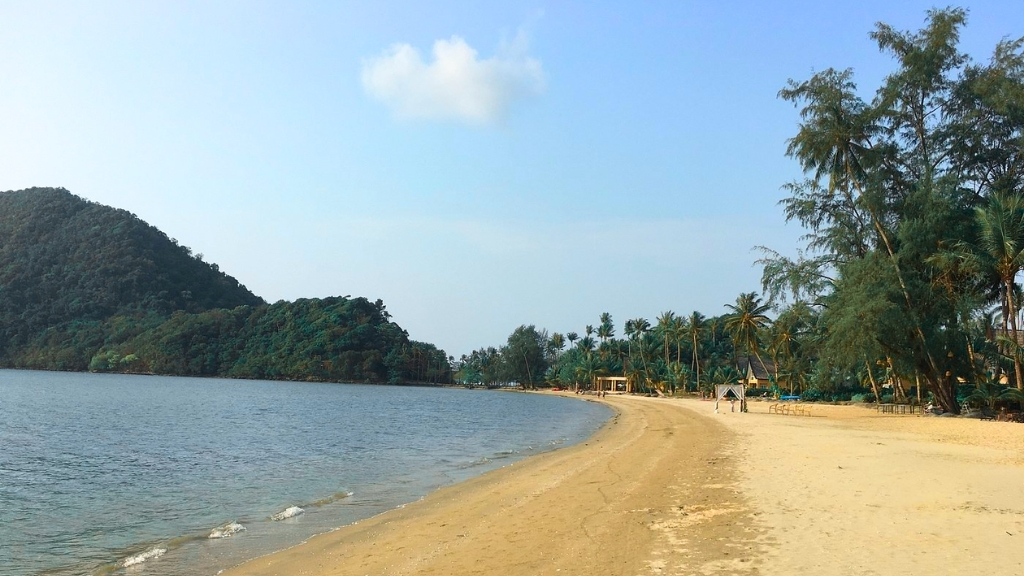 Plage de Klong Son