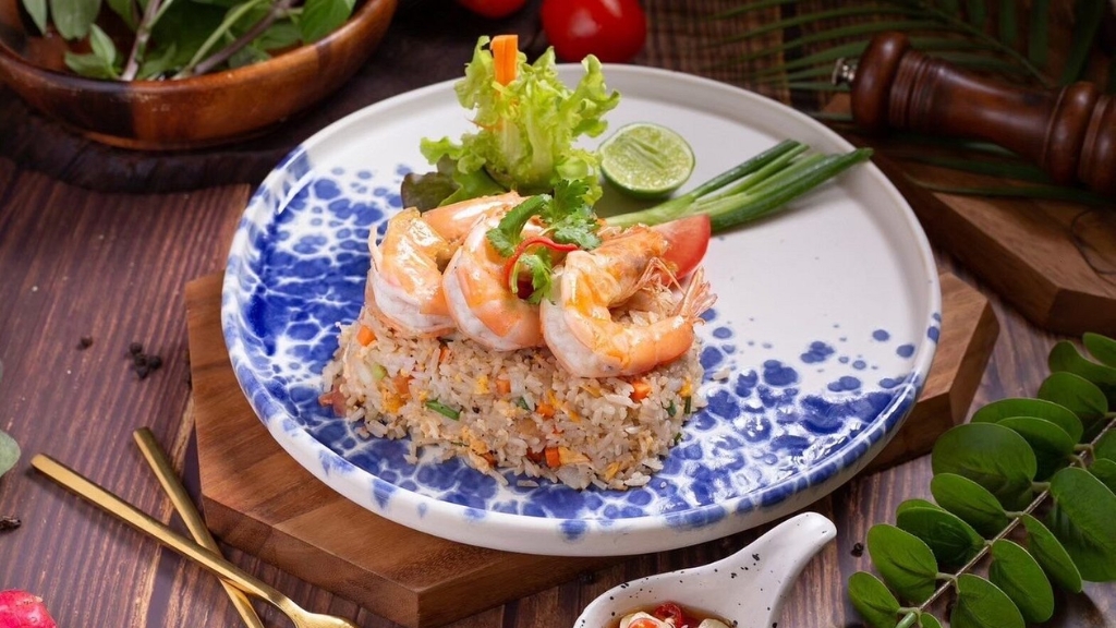 Que voir et faire à Koh Phi Phi : Top des expériences - thailande restaurant koh phi phi as good b 1024 thailande restaurant koh phi phi as good b 1024 - Que voir et faire à Koh Phi Phi : Top des expériences