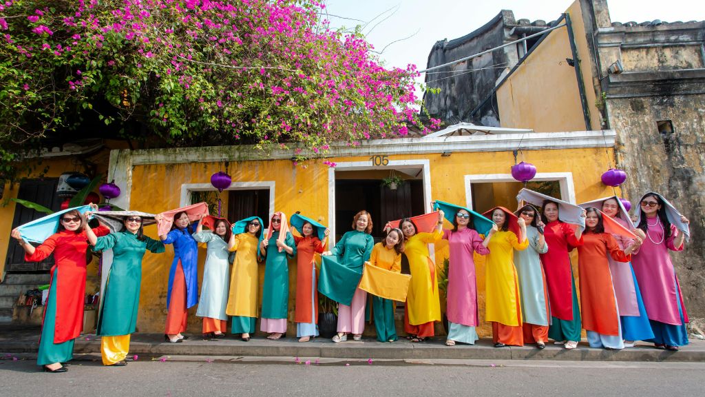 Costumes traditionnelles vietnamiennes