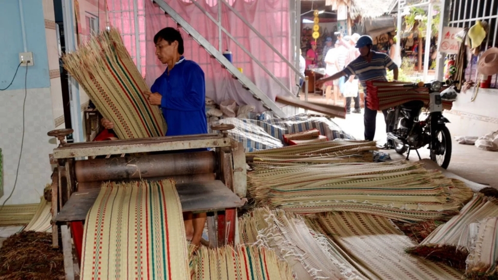 Village de tissage de nattes d’An Giang Village de tissage de nattes d’An Giang