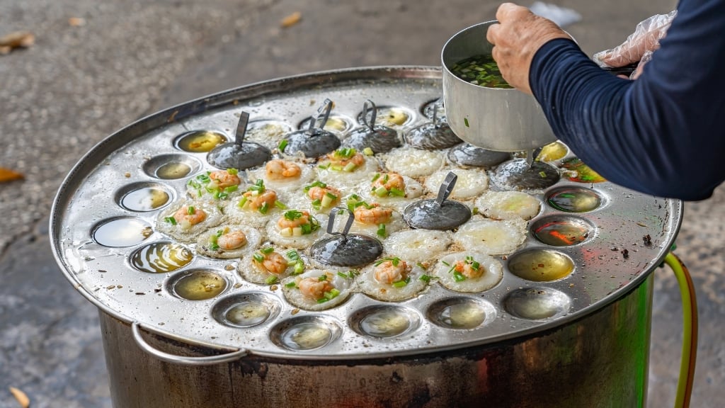 Le Banh Khot, une délicieuse collation croustillante du Vietnam - vietnam cuisine banh khot comment faire 1024 Comment faire le Banh Khot croustillant