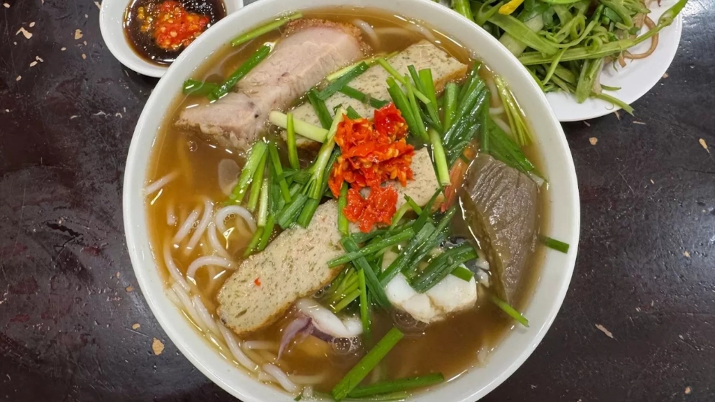Bún mắm