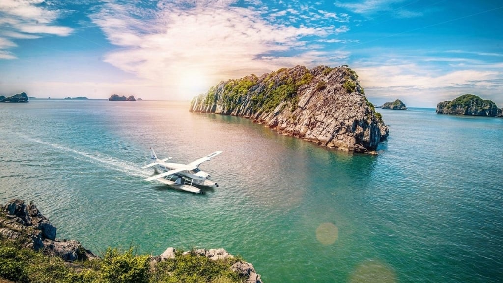 Hydravion à la Baie d'Halong