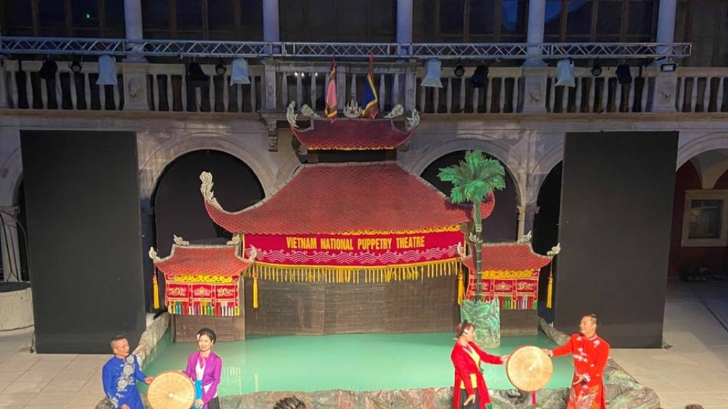 Vietnam Puppet Theater