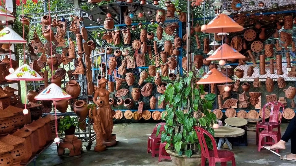 Village de poterie de Thanh Ha