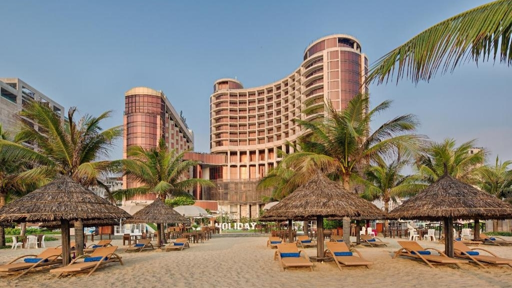 Holiday Beach Hotel Danang