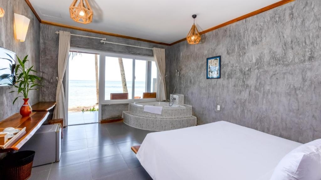 Cosian Bay Phu Quoc Resort