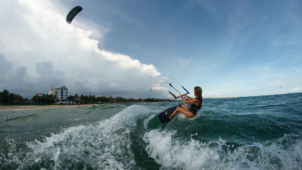 Sensations fortes : faire du kitesurf à Mui Ne