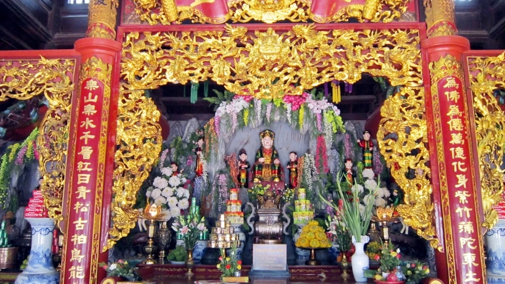 Temple Sainte Mère Lieu Hanh Temple Sainte Mère Lieu Hanh