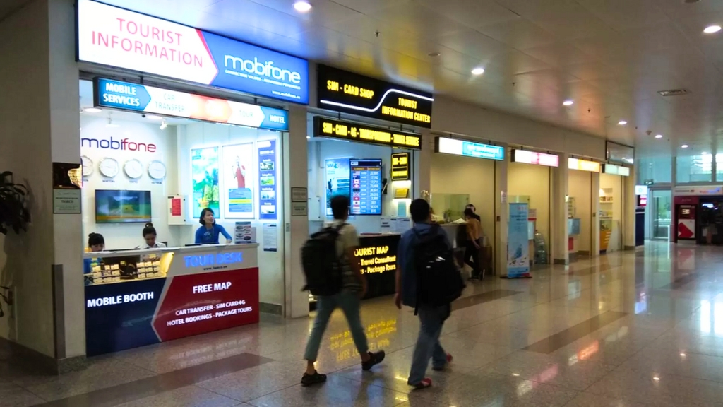 Bureaux de carte SIM à l'aéroport