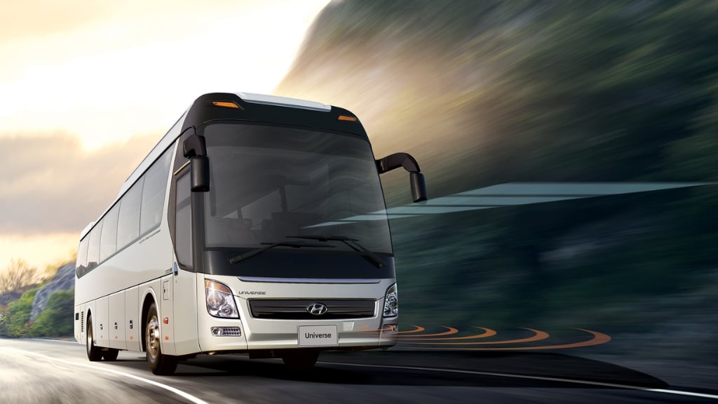 Bus Hyundai 25 places