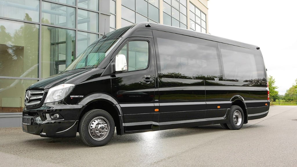 Minibus Mercedes-Benz 16 places