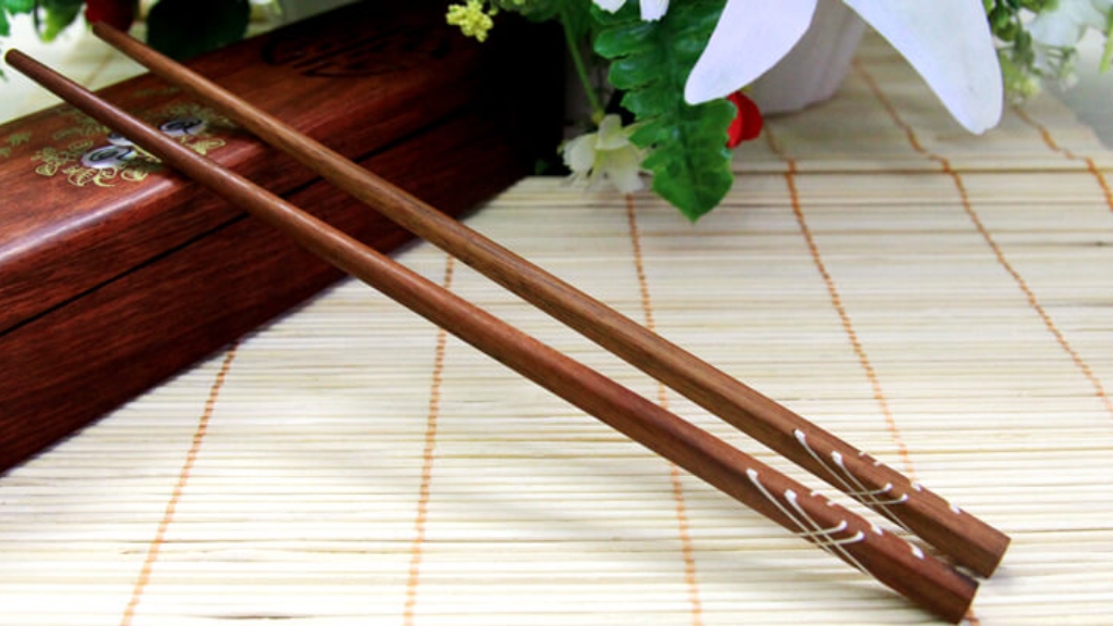 Culture de l’utilisation des baguettes au Vietnam - vietnam utilisation baguettes au vietnam 1024 Les baguettes, compagnes fidèles de chaque repas