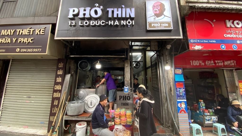 Le "Pho" – Plat Qui Représente L’âme Et La Beauté Nationales Du Vietnam - vietnam restaurant hanoi pho thin lo duc 1024 Pho Thin Lo Duc
