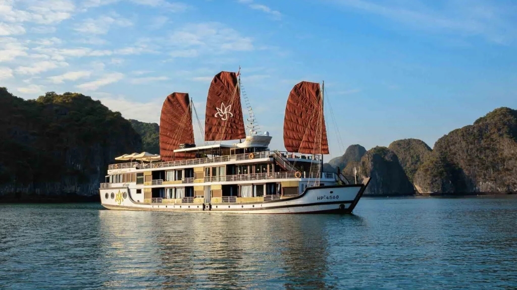Meilleures croisières dans la baie d'Halong pour couples - vietnam halong orchid classic cruise 1024 Orchid Classic Cruise