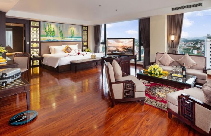 Thanh Lich Royal Boutique