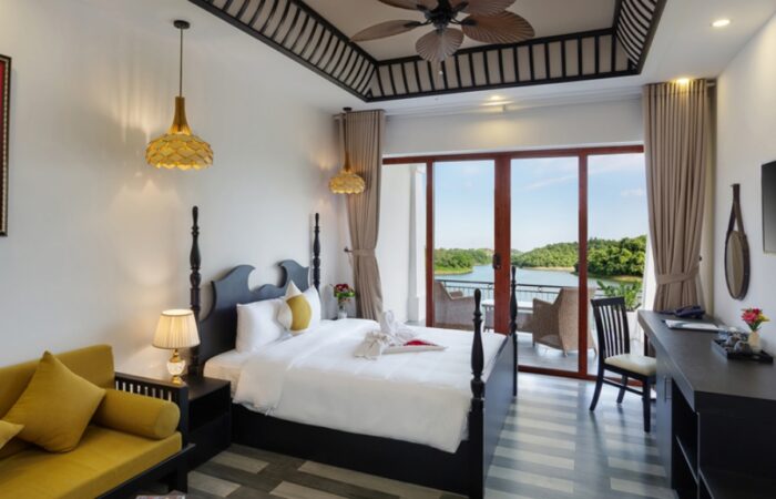 Phong Nha Lake house Resort