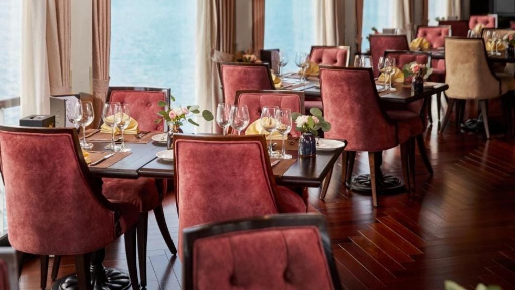 Capella Cruise
