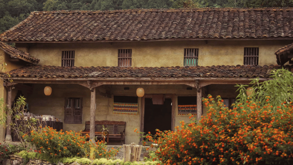 5 villages vietnamiens qui attirent les voyageurs grâce au tourisme communautaire - vietnam hagiang village de lo lo chai 1024 Les maisons en terre traditionnelles de Lo Lo Chai