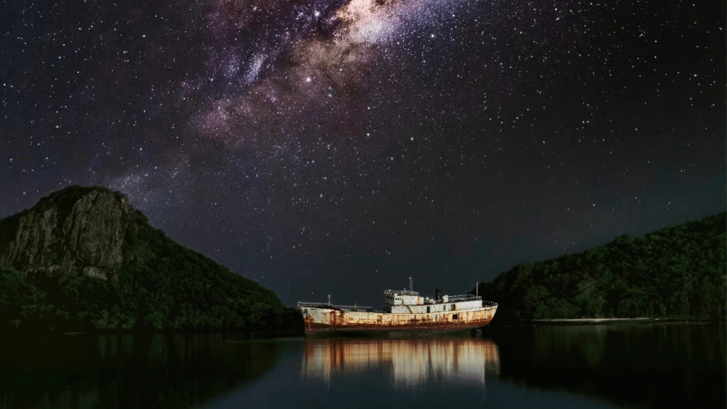 La voie lactée illumine le ciel nocturne de Con Dao