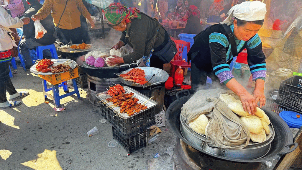 Activité au marché de Dao San à Lai Chau