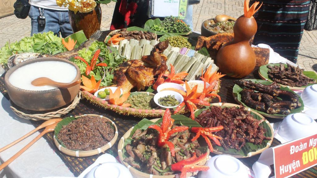 Que voir et faire aux Hauts Plateaux du Centre Vietnam? - vietnam hauts plateaux du centre vietnam cuisine Goûter aux saveurs typiques des Hauts Plateaux